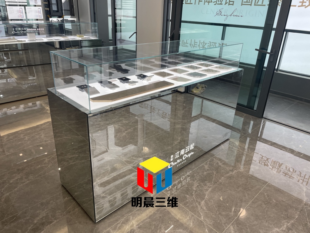 激光內雕玻璃：科技與創(chuàng)意的奇妙交融